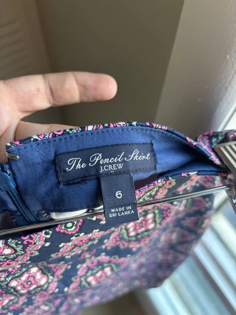 J.Crew Printed Mini Skirt Size 6 Navy Pink Chic Classic Style - Picture 5 of 8